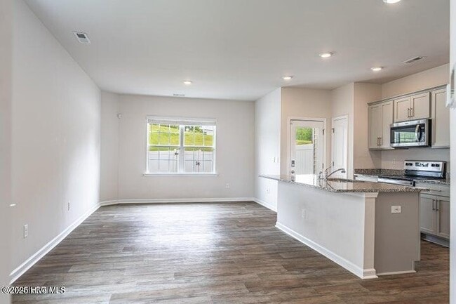 Foto del edificio - 1210 Gracie Ln