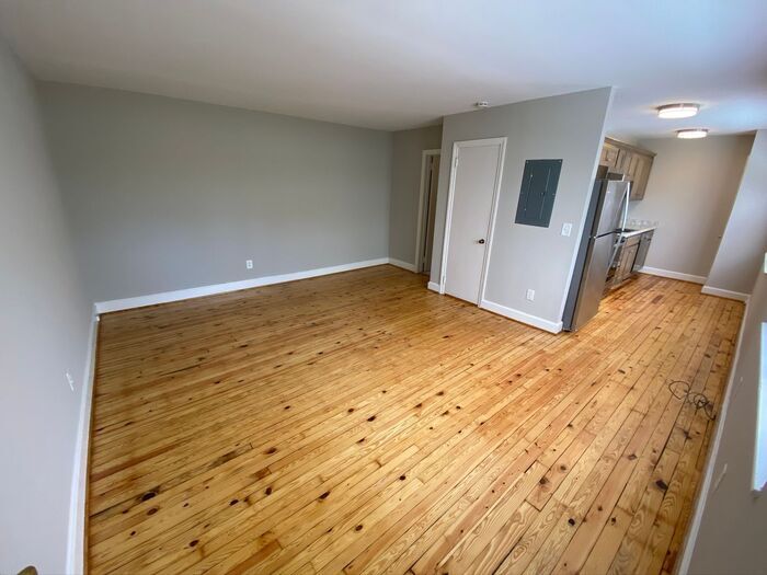 Building Photo - 1403 Pilot View St