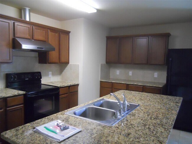 Building Photo - 1205 Jasper Crossing