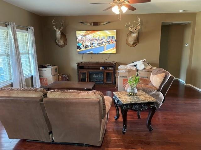 Foto del edificio - 1417 N Houston St