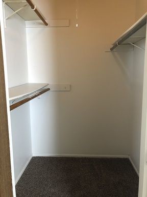 Foto del edificio - 913 W Oak St