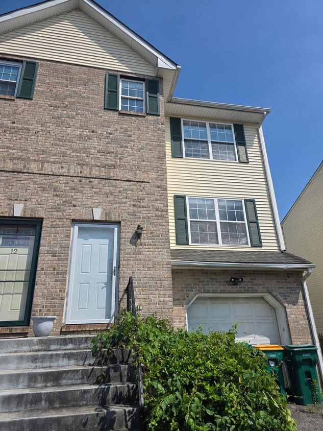 Primary Photo - Blairville Court