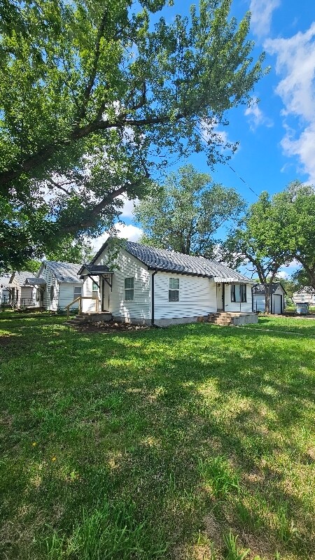 Foto del edificio - 1019 N Tenth St