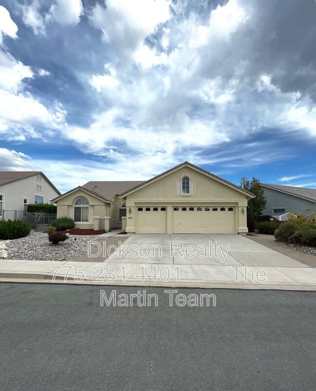 Primary Photo - 2260 Emerald View Ct