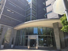 Building Photo - 1255 NW 9th Ave