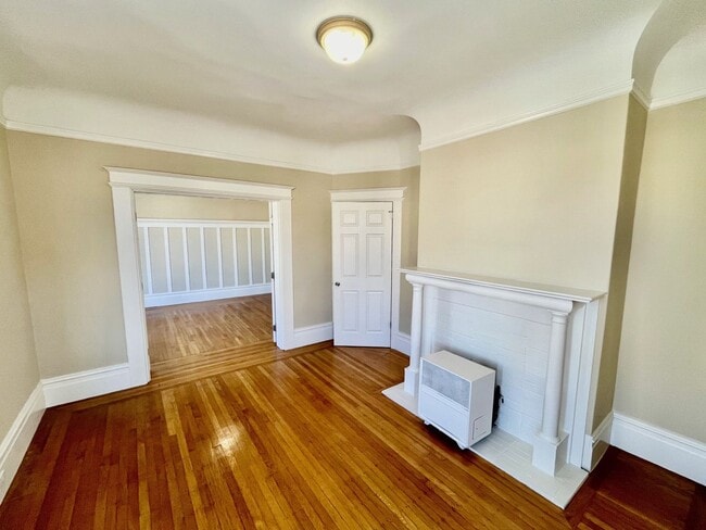 Building Photo - INCREDIBLE, MUST SEE NOE VALLEY TWO BEDROOM!!!