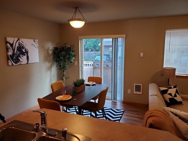 Foto del edificio - 176 N Township St