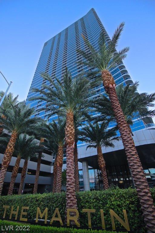 Foto del edificio - 4471 Dean Martin Dr