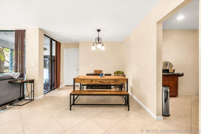 Foto del edificio - 4772 NW 22nd St