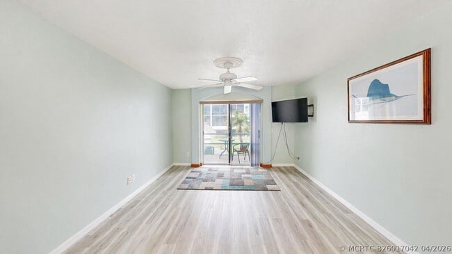Building Photo - 1300 Seaway Dr