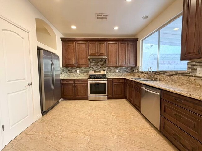 Building Photo - 7898 Palace Monaco Ave