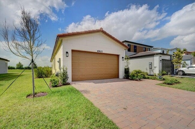 Building Photo - 4907 Coquina Pl