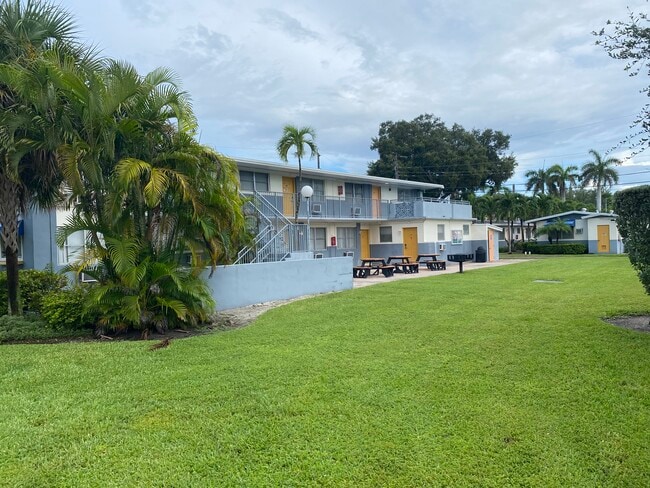 Photo - 1642 NE 127th St Apartment