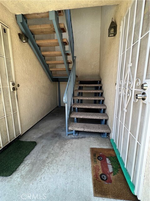 Foto del edificio - 8333 5th St