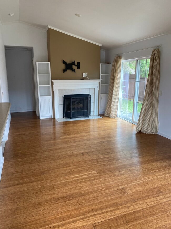 Building Photo - 67-1231-1231 Koali'ula Pl