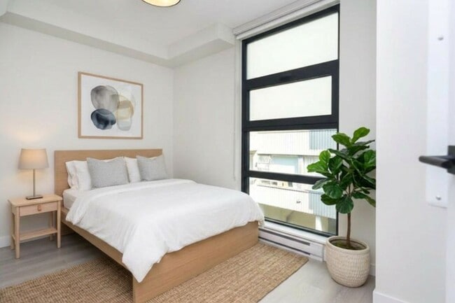 Building Photo - Kirya Apartments