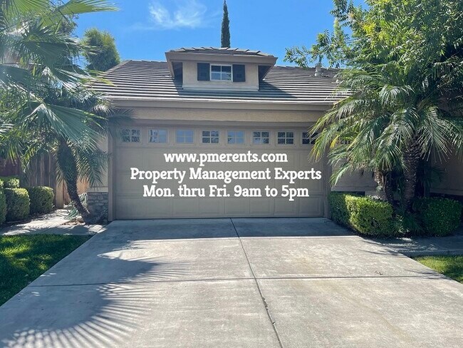 Foto del edificio - 3211 Amberfield Cir