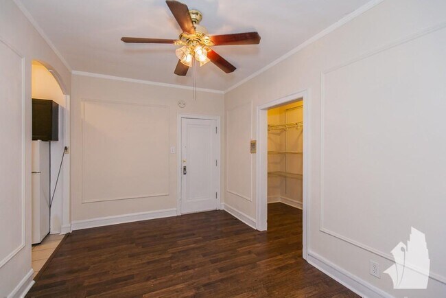 Foto del edificio - 2825 N Burling St