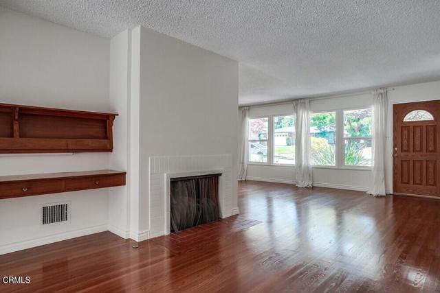 Building Photo - 3770 Mayfair Dr