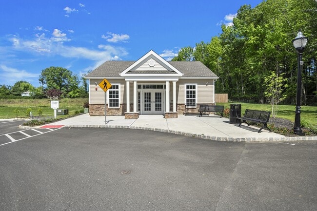 Foto del edificio - Heritage at Mount Holly