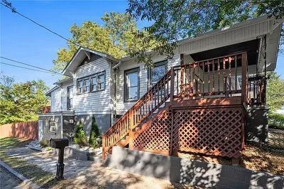 Primary Photo - 264 Wellington St SW