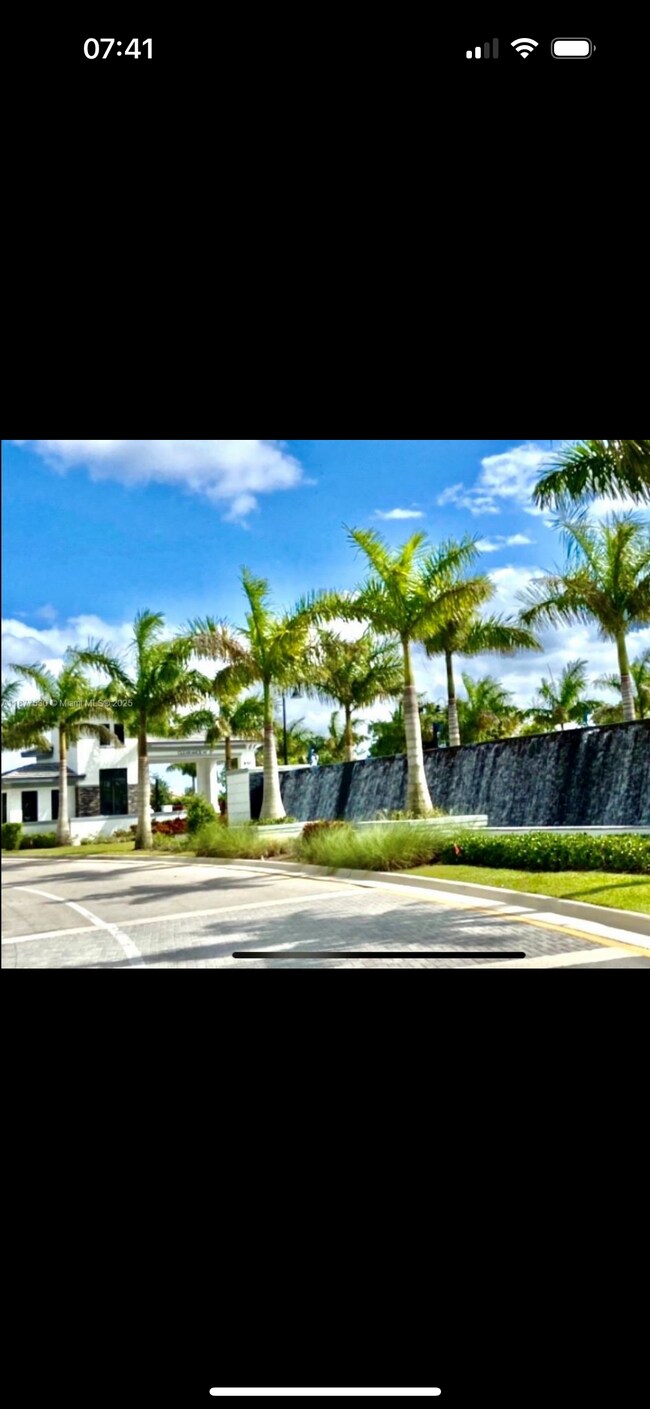 Foto del edificio - 8019 Liberty Wy