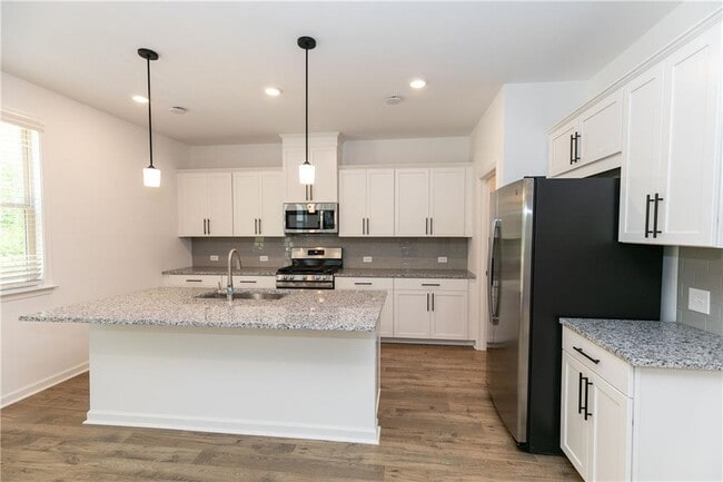 Building Photo - 2217 Braystone Ln