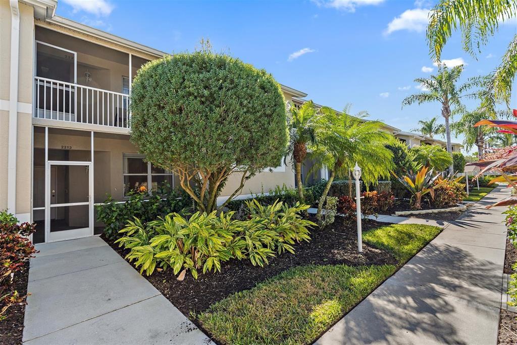 5320 Hyland Hills Ave Unit 2213, Sarasota, FL 34241 Condo for Rent in