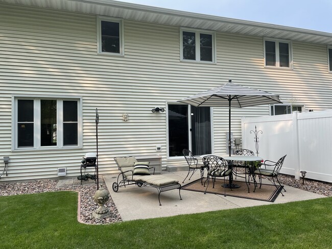 Patio - 2019 Schanock Dr