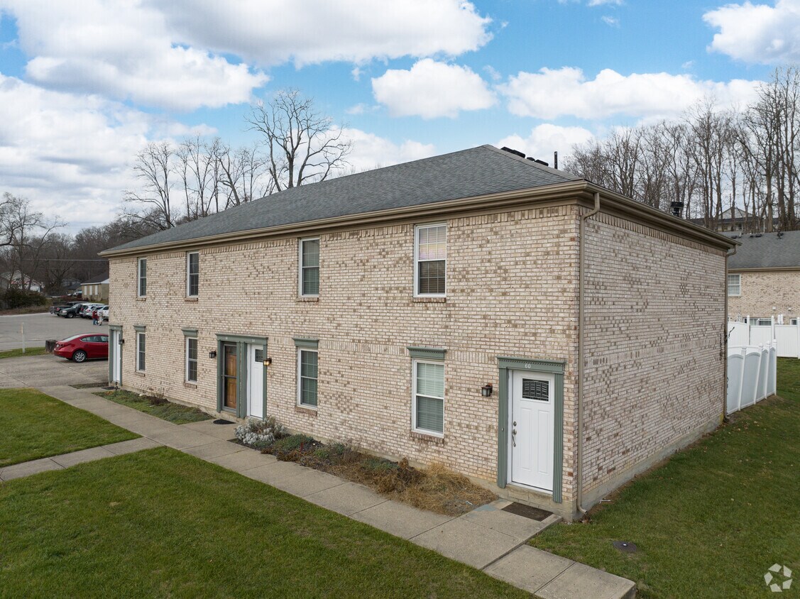 Primary Photo - 50-100 Ryder Ct