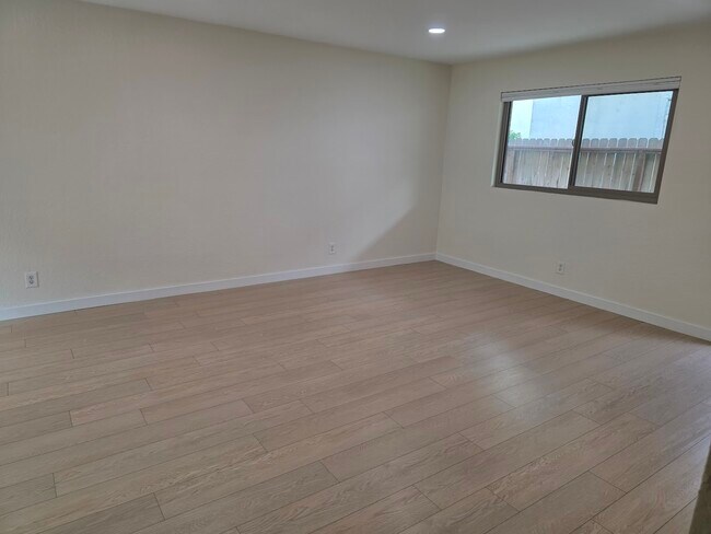 Foto del edificio - 2502 28th St