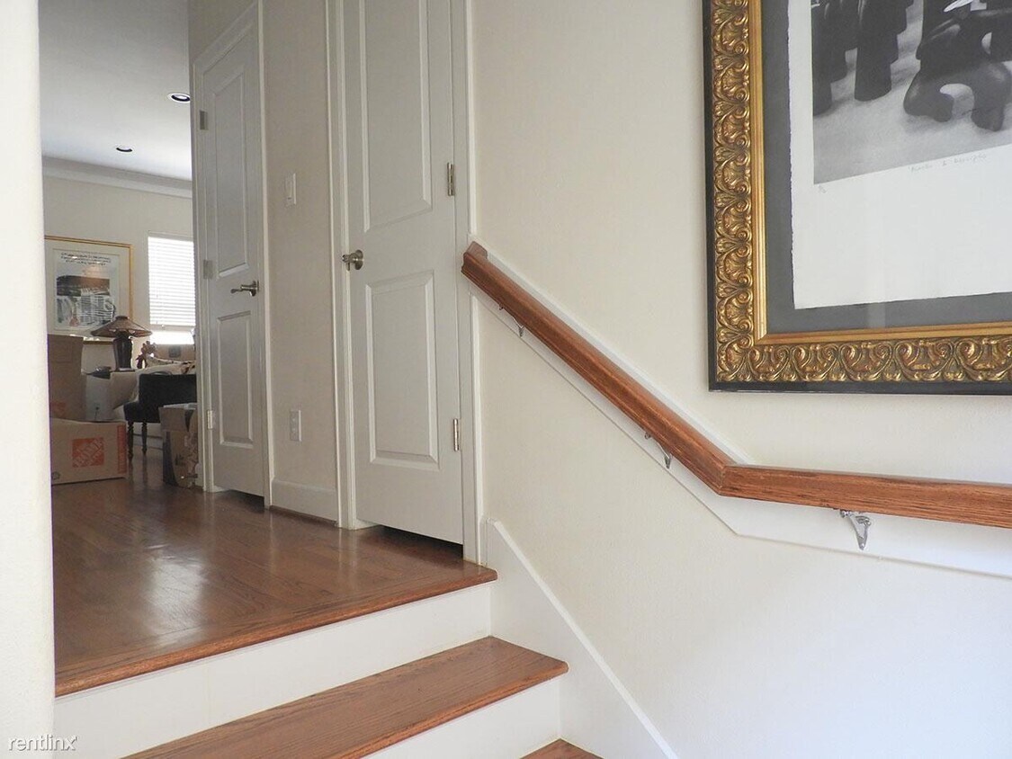 Primary Photo - 2 br, 2 bath Condo - 2210 Mid Lane 114