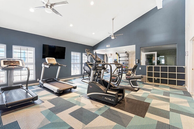24-Hour Fitness Center - Antero