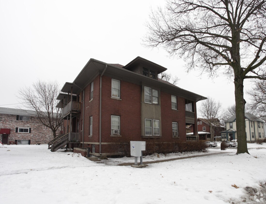 Building Photo - 1500 E St