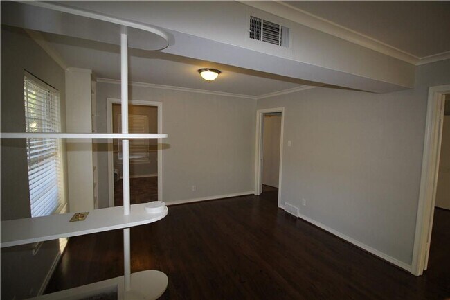 Foto del edificio - 3 Bedroom, 2 Bath Home in Lakewood!