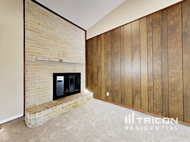 Building Photo - 713 Cavendish Drive Arlington TX