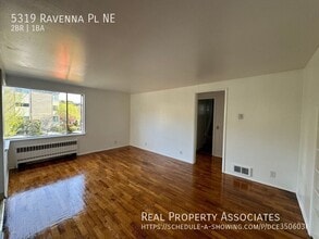Building Photo - 5319 Ravenna Pl NE