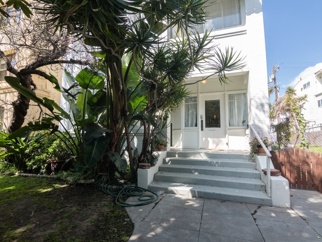 Foto principal - 27 Ozone Ave