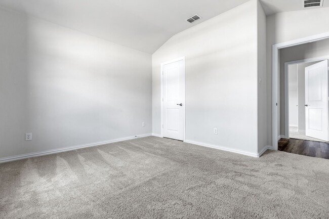 Foto del edificio - 6312 Spooky Cat Trl