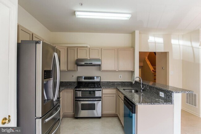 Building Photo - 12137 Amber Ridge Cir