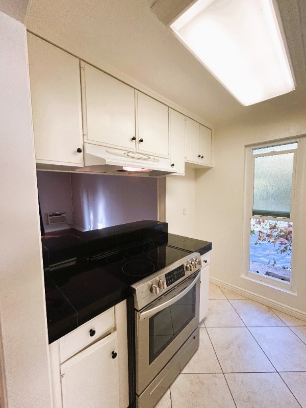 Foto del edificio - 1040 W MacArthur Blvd