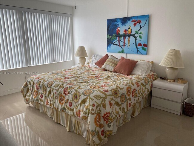Foto del edificio - 3111 N Ocean Dr