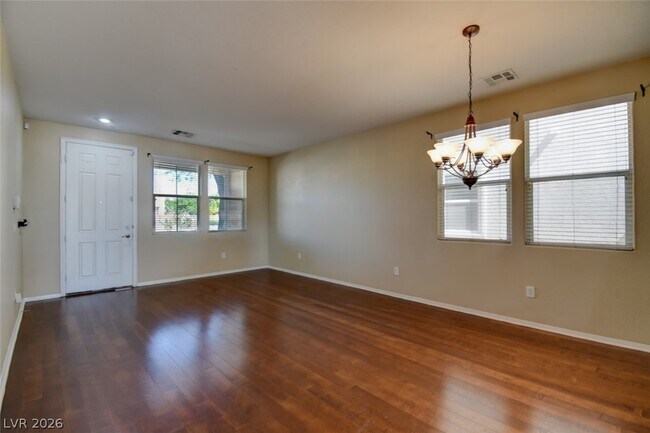 Foto del edificio - 4013 Buteo Ln