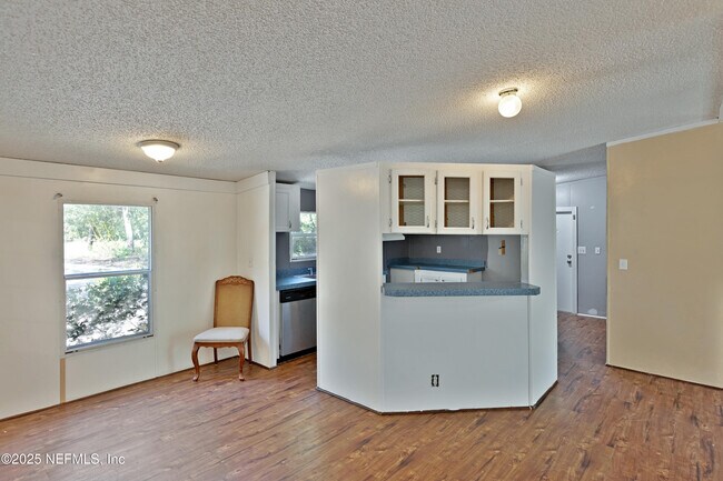 Foto del edificio - 7463 Lilly Ct