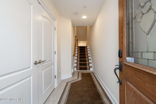 Foto del edificio - 25 White Oak Ln