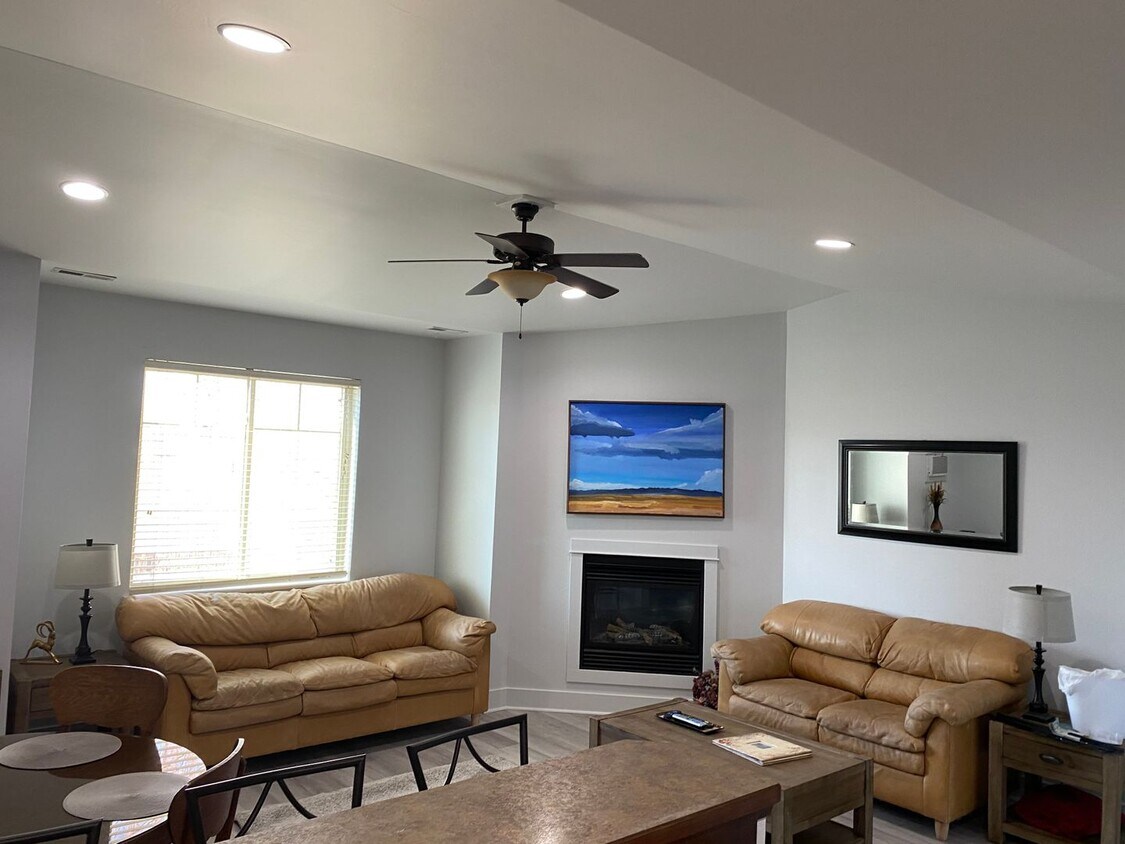 Foto principal - 4376 Brookside Lane