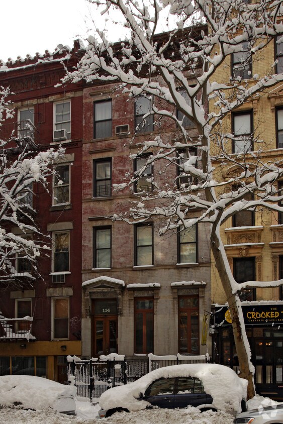 Foto del edificio - 114 St Marks Pl