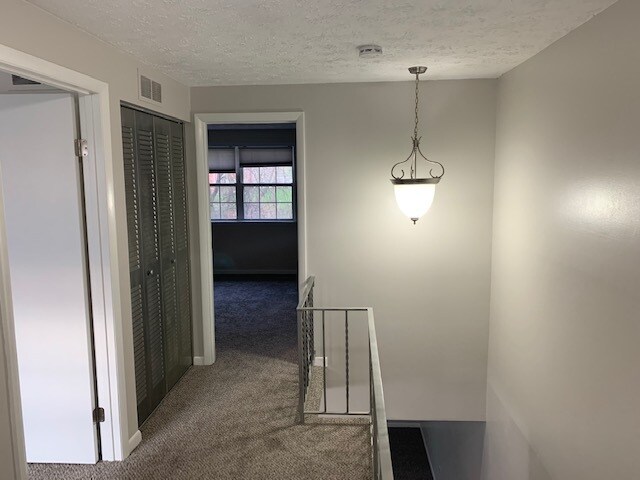 Upstairs hall - 59 Havenwood Holw