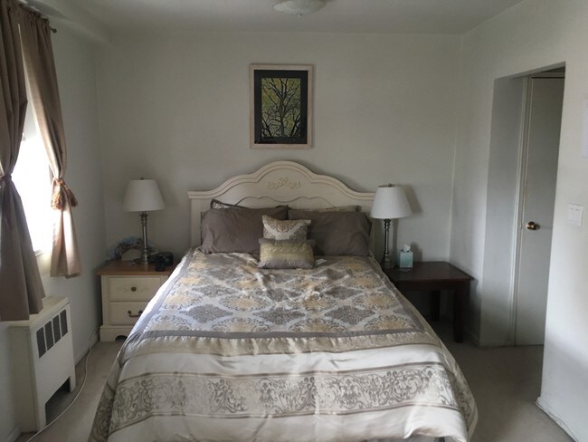 Sleeping nook - 125 Prospect St