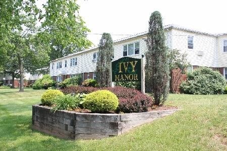 Foto principal - Ivy Manor Apartments